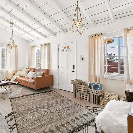 The Desert Nomad Retreat In Joshua Tree Village Esterno foto