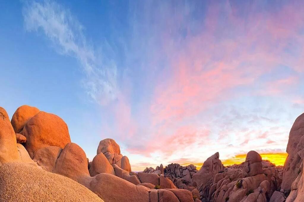 The Desert Nomad Retreat In Village * Joshua Tree