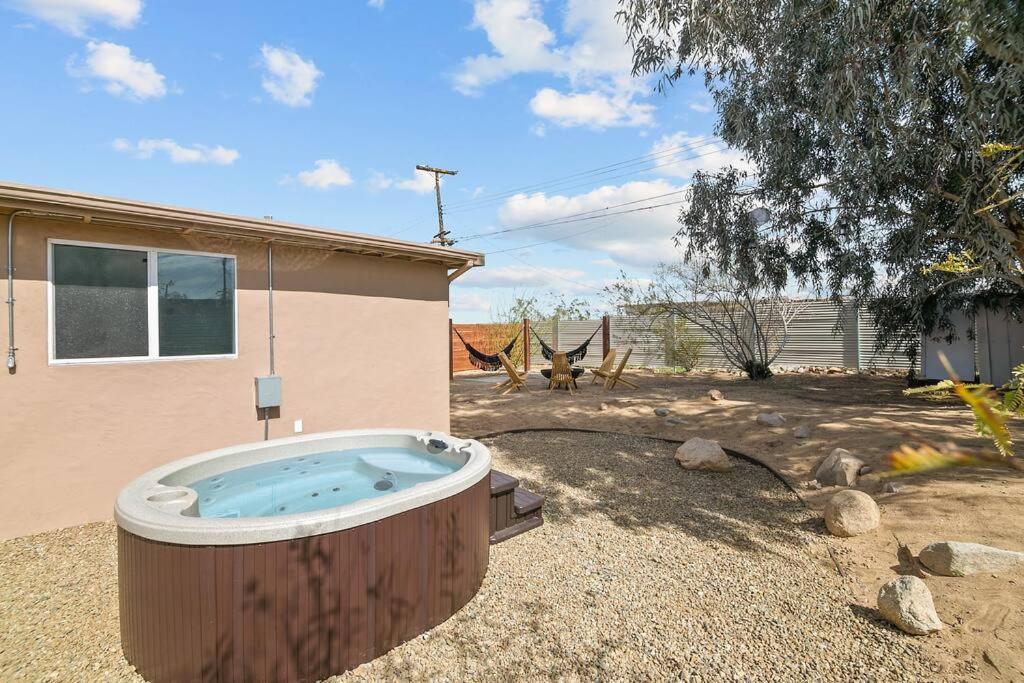 The Desert Nomad Retreat In Village